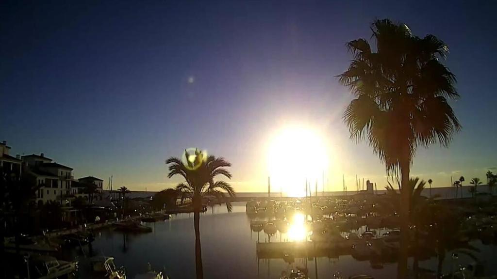 Duquesa Fairways, A Spacious Apartment With Fabulous Views And Facilities Manilva Eksteriør bilde