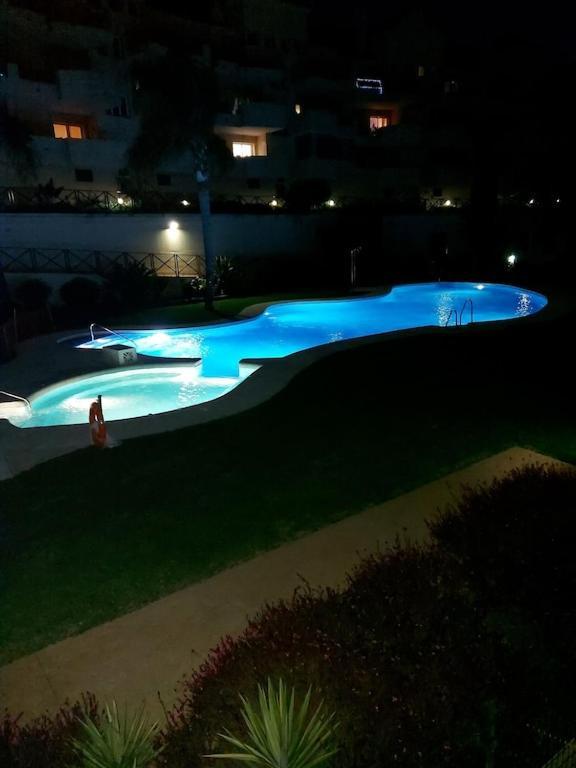 Duquesa Fairways, A Spacious Apartment With Fabulous Views And Facilities Manilva Eksteriør bilde